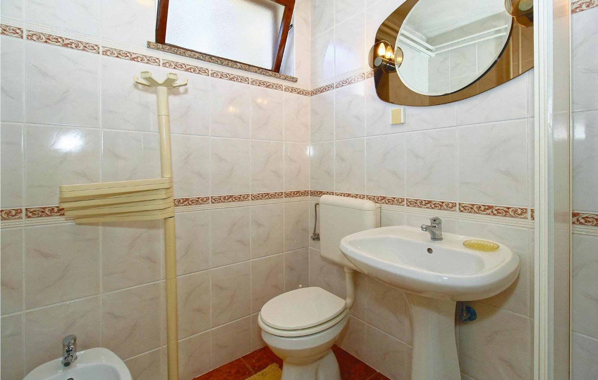 2 Bedroom Beautiful Apartment In Poreč Zewnętrze zdjęcie